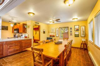 Peak-a-View Lakehouse - Ronald - 3