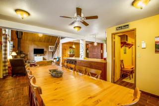 Peak-a-View Lakehouse - 6