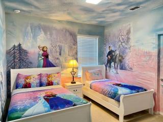 Luxury 13 Bedroom Disney Villa Pool SPA Game Room WI-FI villa - Davenport - 9