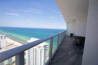 Luxury Beachfront Apartment in Lyfe Resort - Hollywood - 9