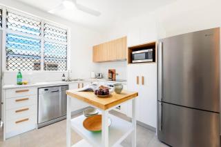 'Botanica Fresca' Chic Nightcliff Convenience - 7