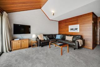 Grey Kangaroo - 2BR l Lake Front l Pet Friendly l Air-Con l BBQ l WiFi - Cataratas de Vitória - 3