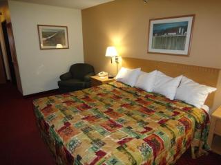 Americas Best Value Inn & Suites-Spring Valley - Spring Valley - 5