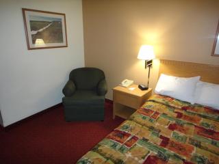 Americas Best Value Inn & Suites-Spring Valley - Spring Valley - 4