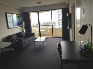 Parramatta Hotel Apartment - Sydney - 5