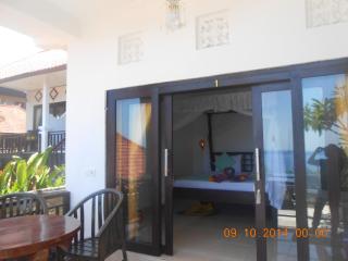 Titi Sedana Homestay - Amed - 9
