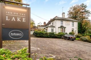 Inn on the Lake by Innkeeper's Collection - 8