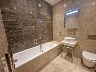 Spacious 2 BR with Balcony in Hendon - Colindale - 4