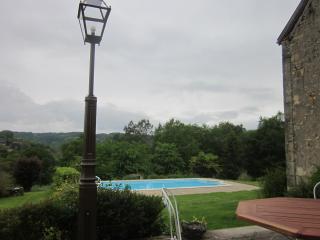 Gîte la Tanière classé 3 étoiles avec terrasse et piscine - 6