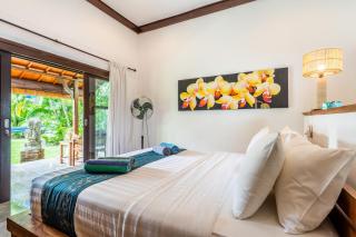 Madu Villa Seminyak - Seminyak - 9