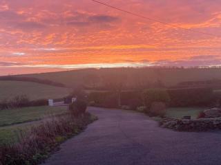 Cosy annexe sleeps 4 - Holyhead - 0
