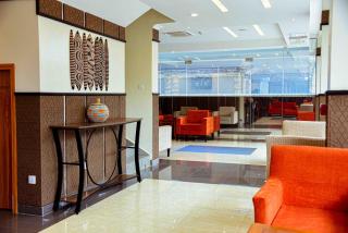 Urban Park Suites Hotel - Kigali - 4