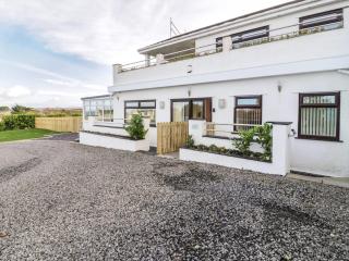 Top Of The Lane Luxury Holiday Apartment - Benllech - 0