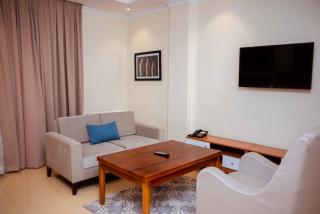 Urban Park Suites Hotel - Kigali - 6