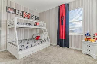 SUMMER SALE Storey Lake 3BDRM - 8