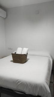 Convenient Rooms - Ferry, Train & Bus Station - - Algeciras - 6
