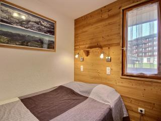 Appartement rénové 4 pers, balcon, proche pistes - FR-1-455-90 - 7