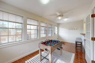 Farmhouse in the city - Bryan - 4