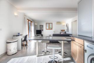 LB Vacation Rentals I Quiet Large 3-Bedroom Apartment with Terrace, Garden & Incredible Mountain View - Mouans-Sartoux - 7