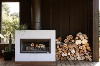 Modern Raglan Hideaway - 1