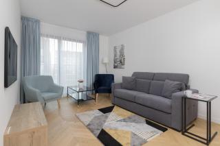 Warsaw Praga Okrzei Apartment by the River by Noclegi Renters - Warsaw - 0