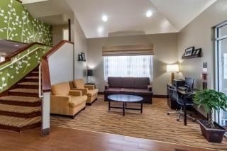 Sleep Inn & Suites - Allendale - 1