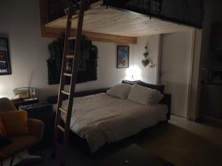 Roomy studio near town and ski lift, free WiFi and parking - Saint-Gervais-les-Bains - 8