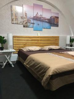 Large Apartment City Centre - Bucarest - 8
