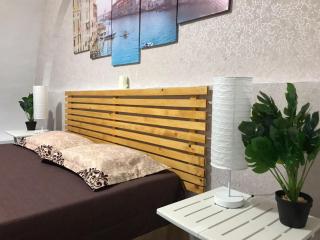 Large Apartment City Centre - Bucarest - 4