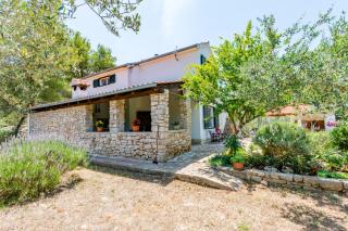Apartments with a parking space Milna, Brac - 11088 - Milna - 3
