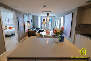 Zen Vacation Rentals Just Across Ocean - Hollywood - 8