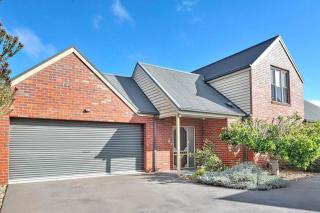 Central Villa/Two King beds/Disabled/Family/Pets - Maryborough - 0