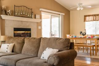 Lazy Squirrel - Cozy Family House with Full Game Room - Kernville - 9