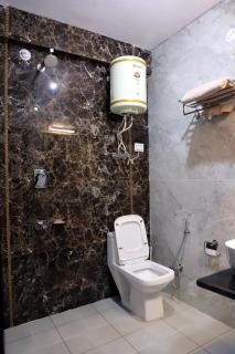 Royal Inn Rewalsar - Malther - 6