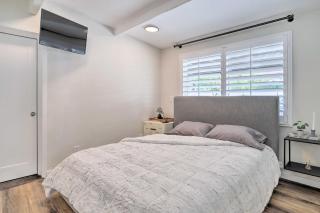 Less Than 1 Mi to El Paseo Cottage Oasis with Fire Pit - 2