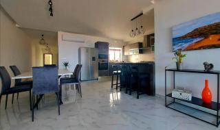 Penthouse, Sea Views and Private Roof Top Pool - Il-Pergla - 5
