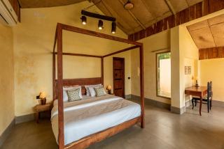 1br Cottage with Pool - Lakeside Haven by Roamhome - Udaipur - 3