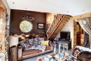 Family Chalet, Stunning Views & New Hot Tub - La Côte dʼArbroz - 5