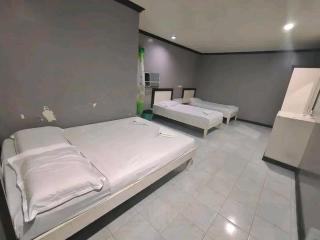 Parkview Hotel - 8