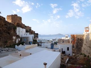 quiet stone house in Nisyros - Mandrakion - 4