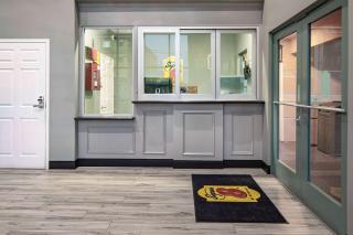 Super 8 by Wyndham North Hollywood - North Hollywood - 6