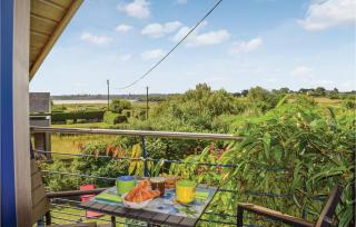 Nice Home In Plounéour-Trez With Sauna - 9