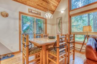 River Lily Retreat - Rhododendron - 7