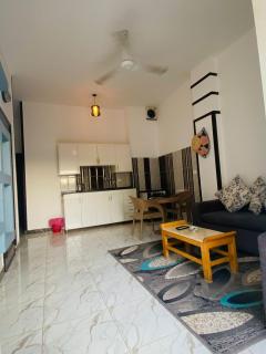 Sunshine House - 2