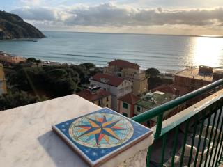 Sunray by the sea - Levanto - 0