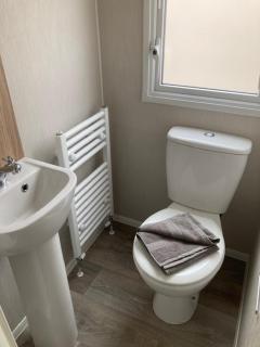 Cedar Lake 57 at Southview Leisure Park - Skegness - 5