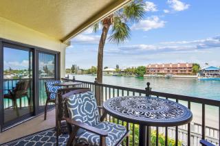 Land's End 3-204 Bay Front - St Pete Beach - 7