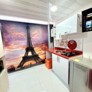 Cerca al barrio Laureles - 4