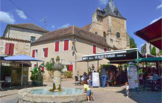 2 Bedroom Cozy Apartment In Bergerac - 9