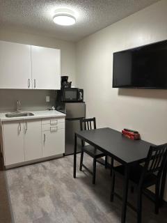 Yellow Quill Motel - 5